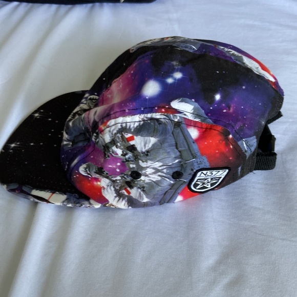 Neff space snapback 🧑‍🚀 - Picture 2 of 5